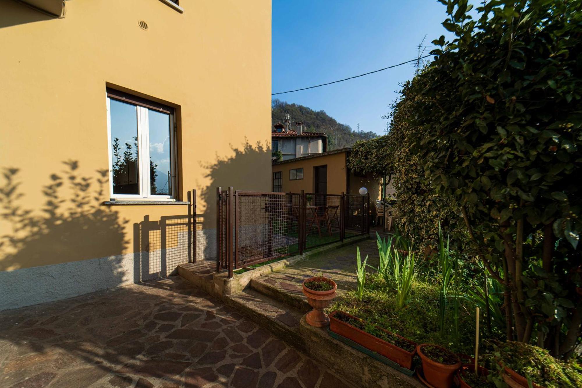 Moonlight - Lecco Getaway Apartman Kültér fotó
