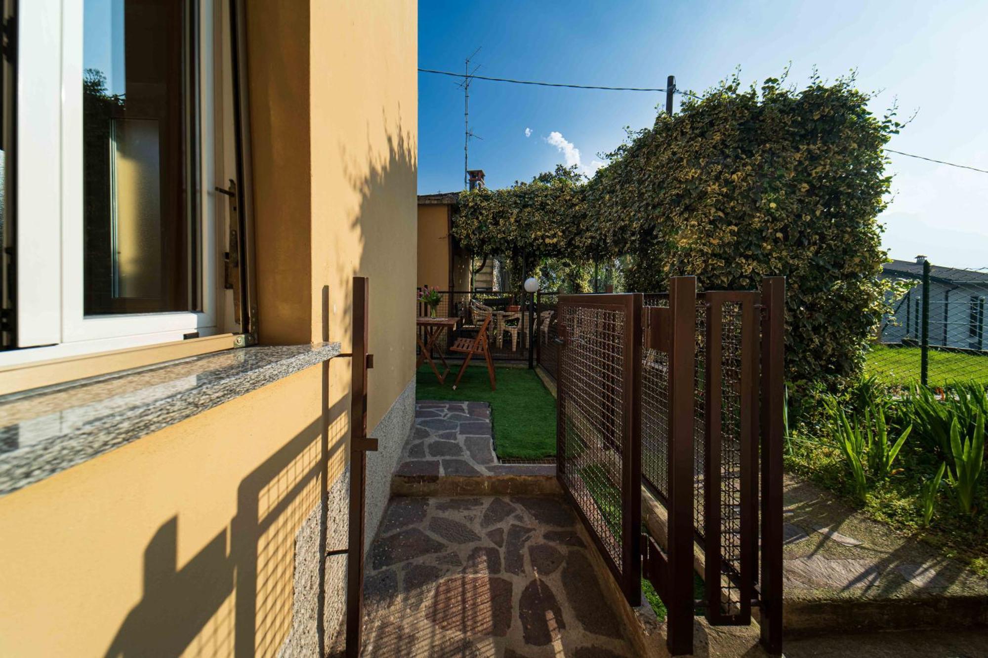 Moonlight - Lecco Getaway Apartman Kültér fotó